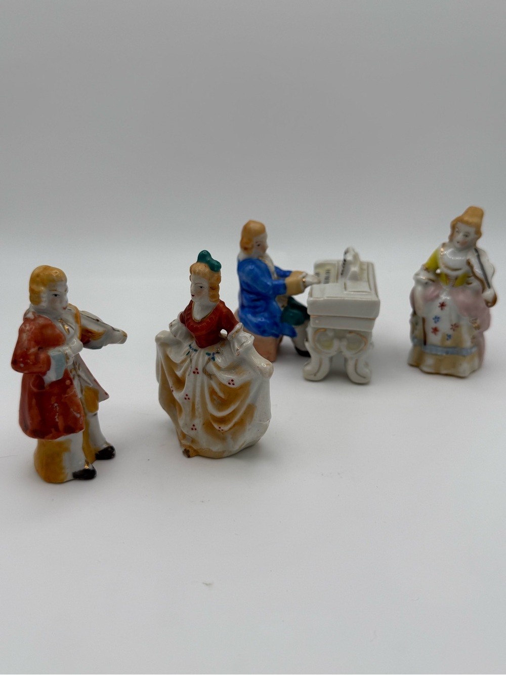1945-1952 Vintage Occupied Japan Porcelain-Style Musical Figurine Playset